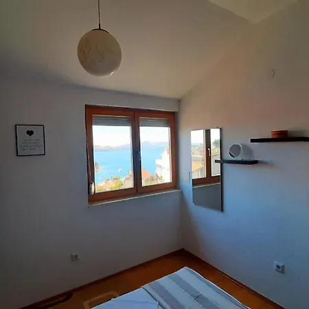 Mit Blick Auf Wasser Apartment Trogir