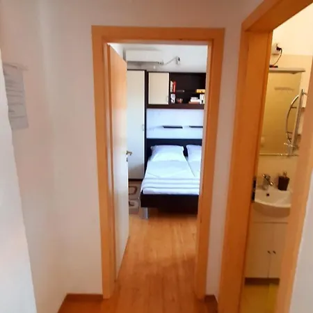 Mit Blick Auf Wasser Apartment *